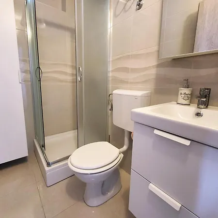Apartment Skalinada With Sea View Brela