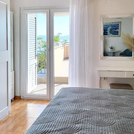 Apartment Skalinada With Sea View Brela