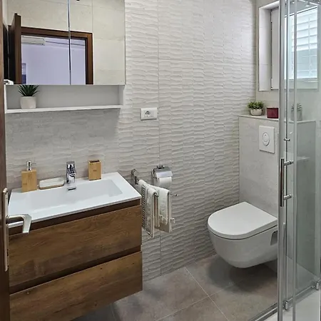 Skalinada With Sea View *